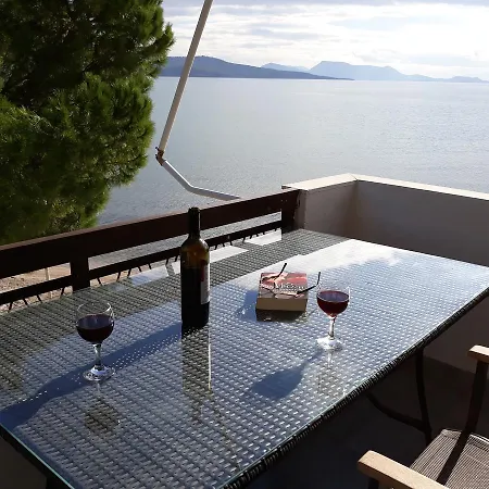 Lägenhetshotell Vandorou-lefkada