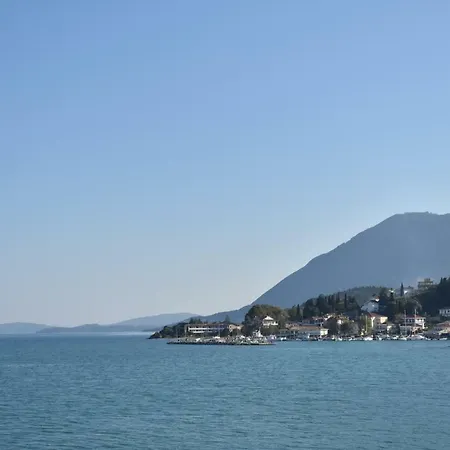 Vandorou-lefkada Lägenhetshotell 3*